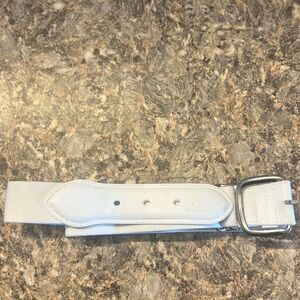 Adult’s Adidas softball/baseball belt